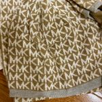 Michael Kors MK NWT Logo Knit 3-Piece Gift Box Set Scarf, Hat & Gloves, Camel Photo 9