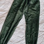 olive joggers Black Photo 0