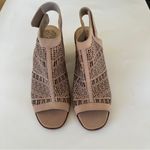 Vince Camuto  Keannie Cutout Leather Open Toe Block Heel Sandal Taupe Boho SZ 8.5 Photo 2