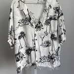 Bershka XL White Tropical Print Beach Resort Costal Button Down Shirt Photo 0