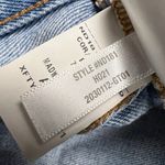 Madewell  The Mom Jean Short High Rise Distressed Light Denim Wash Size 31 Photo 8