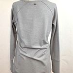 Athleta Athlete Sweatshirt Gray Long Sleeve Terry Lined Curved High Low Hem Top Size M Photo 3