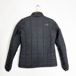 The North Face Women’s Quilted Full-Zip Jacket – Size Small – Black Photo 1