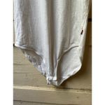 Levi's Logo White Fitted Bodysuit Crew Neck Spell Out Red 70s Retro Serif Graphic Photo 5