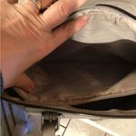 Michael Kors  VOYAGER EAST WEST TOTE PEARL GREY . Photo 11