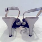 St. John Slingback Pointy Toe Pumps Women's 7.5B Silver Leather Strap Vintage Photo 7