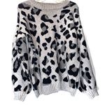 Entro Leopard Sweater Women’s Medium Photo 0
