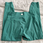 Vuori  Leggings Size Medium Photo 0