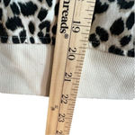 Old Navy  Leopard print full zip cropped sweatshirt, Size L. EUC Photo 5