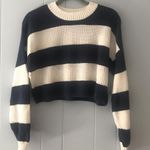 Hollister Cropped Sweater Photo 0