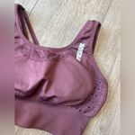 Gymshark  Purple Sports Bra Seamless Supportive Design Photo 5