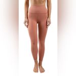 Yogalicious NWT - Carbon Lux High Waist Elastic Free Side Pocket 7/8 Ankle Legging. Photo 1