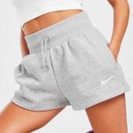 Nike Women’s Grey Sweat Shorts Photo 0