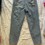 American Eagle Size 00 Short Ripped Jeans Rip on upper back leg Photo 6