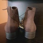 White Mountain NWT size 11M velvet brown adjustable sole point toe ankle bootie Photo 4