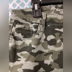 Old Navy  Rockstar women’s Camouflage Pants size 14 Photo 2