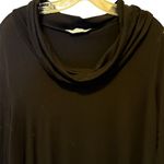 Peter Nygard  Black Top Photo 1