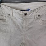 Simply Vera, Vera Wang SimplyVera Vera Wang White Bermuda Shorts Womens 0 Textured Embossed Fabric Photo 2