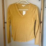 Ultra Flirt NWT  Long-Sleeved T-Shirt spruce yellow Small Photo 1