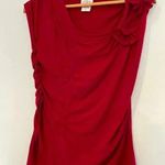 Oh Baby Maternity pink short sleeve ruched shirt with flower detail Size undefined Photo 4