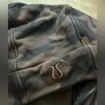 Lululemon Scuba Hoodie Size 4 Camo Photo 1