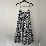 J.Crew  Cotton Tie Front‎ Cutout Tiered Smocked Back White Floral Dress Size 2 Photo 4