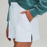 Lululemon Lightweight Mid-Rise Short 3.5" - Powder Blue 6 Photo 0