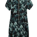 Calvin Klein NWT Green Camo Print Short Sleeve Knee Length Dress Pencil Size 8P Photo 4