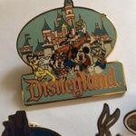 Lot Of 4 Pcs - Disneyland Brooches Pins Souvenir Collectibles Photo 3