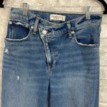 Abercrombie & Fitch  The 90’s Straight Leg Ultra high rise jeans Photo 1