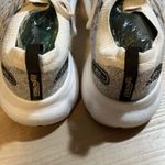 Brooks  Glycerin 20 Women Running Size 9  Gray White Lace Up Sneakers Comfort Photo 10