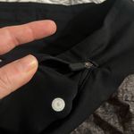 Lululemon  high rise speed up 2.5” shorts size 8 Photo 3