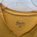 FINAL MARKDOWN Denim and company essentials tee xs Yellow Photo 1