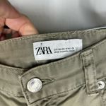 ZARA TRF BELT LOOP CARGO Khaki Mid Rise Photo 5