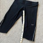 Nike  Black Cropped Leggings Photo 3