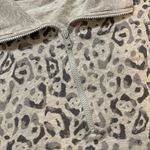 Aerie Womens  Leopard Print Crewneck sweater SZ Large Photo 2