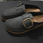 WHITE MOUNTAIN FOOTBEDS BLACK LEATHER MULES NO SIZE TAG MEASURES APPROX 11” EUC Gray Photo 4