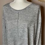Gap Knit Striped Loose Fit Long Sleeve Tee - MP medium Petite Photo 1