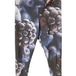 Eagle Rock Werkshop Size Large Blueberries Triathlon Capri Leggings Athletic Photo 1
