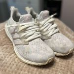 Adidas Ultra Boost  Photo 2