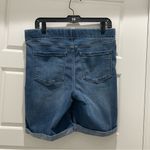 Liverpool Jeans Company Liverpool Chloe Pull On Bixby Bermuda Eco Jean Shorts Medium Wash Size 10/30 Photo 7