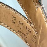 Naturalizer  “Every” Brown Strappy Comfort Sandals Women’s 7.5M | Leather Sling Photo 9