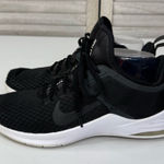 Nike  Women's Air Max Bella TR 2 Black-8 Photo 0