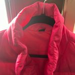 SheIn Puffer Vest Cropped Photo 3