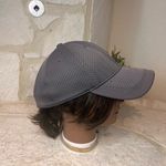 Adidas  dark grey and pink fitted baseball cap Photo 2