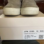 JustFab grey quilted sneakers size 5.5 Photo 2