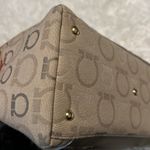 Salvatore Ferragamo Gancini Handbag Color Beige SN AF- 215373 EUC 9/10 Photo 9