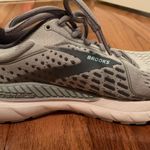 Brooks Running Shoes Photo 1