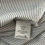 Covington  quarter slit sleeve button down stretch top Photo 7