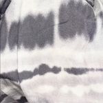 Everly by Francescas Gray And White Zip Up Tank Photo 7